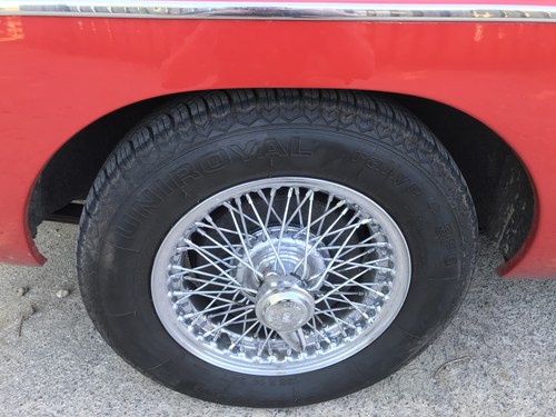 1974 MGB Te koop (foto 12 van 79)