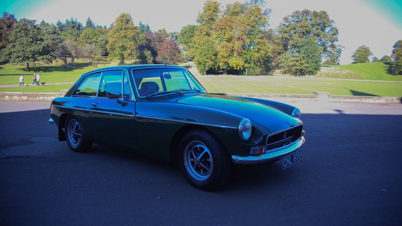 1972 MGB GT Coupe For Sale (picture 1 of 87)