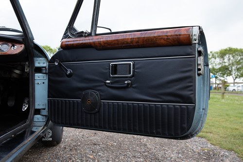 1968 MGB GT Lenham Convertible zum Verkauf (Bild 29 von 123)