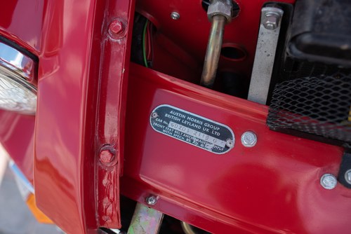 1976 MGB GT V8 For Sale (picture 118 of 177)