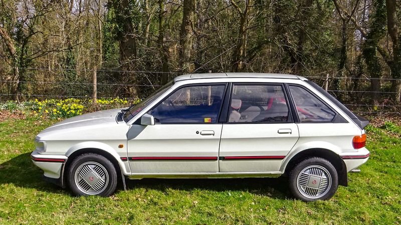 MG Maestro - традиции британской автомобильной промышленности в новом исполнении MG Maestro