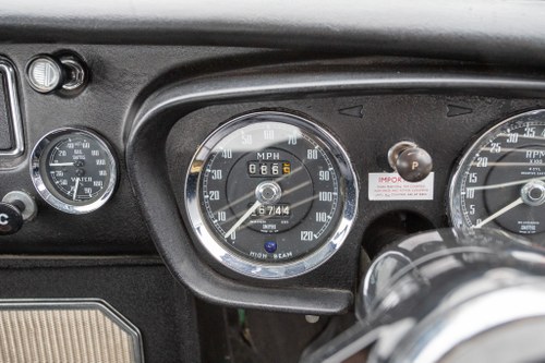 1969 MG B GT For Sale (picture 32 of 145)