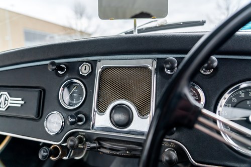 1960 MG MGA 1600 Coupe zum Verkauf (Bild 32 von 169)