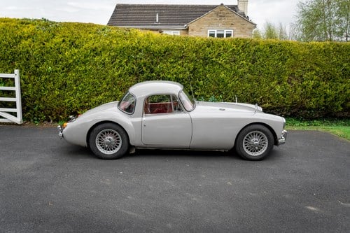 1962 MG MGA Coupe For Sale (picture 16 of 152)