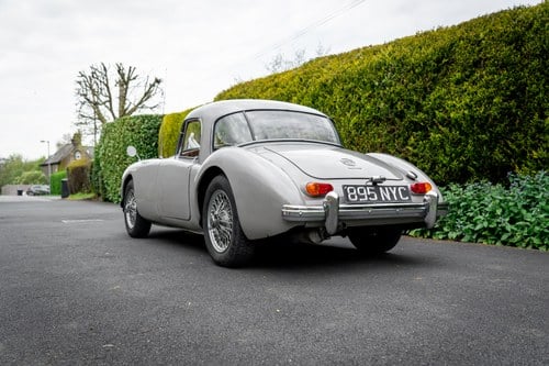 1962 MG MGA Coupe For Sale (picture 4 of 152)