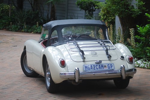 1958 MGA Twin-Cam Roadster In vendita (immagine 15 di 88)