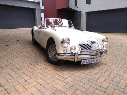 1958 MGA Twin-Cam Roadster In vendita (immagine 3 di 88)