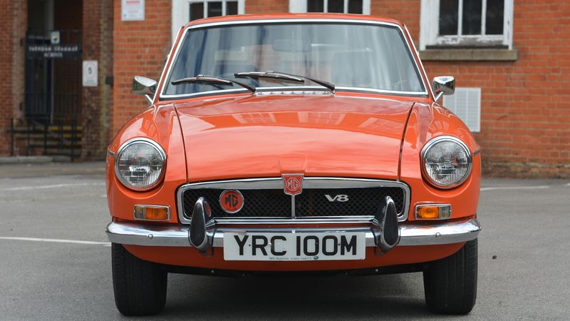 1974 MGB GT V8 For Sale (picture 1 of 169)
