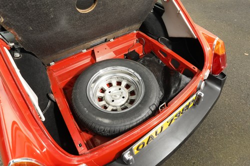 1976 MGB GT V8 For Sale (picture 103 of 194)