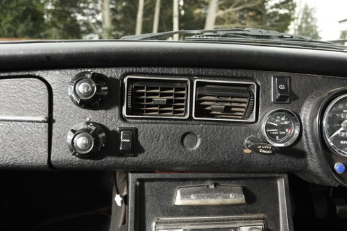1976 MGB GT V8 For Sale (picture 39 of 194)