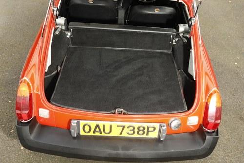 1976 MGB GT V8 For Sale (picture 95 of 194)