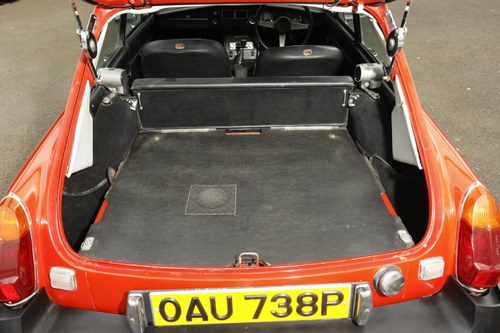 1976 MGB GT V8 For Sale (picture 102 of 194)