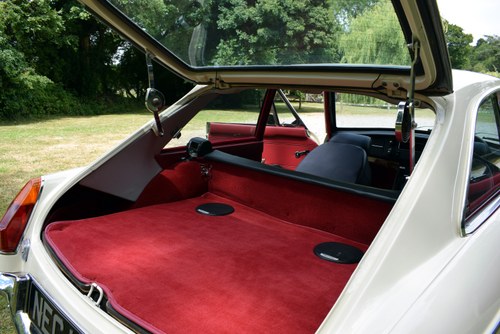 1976 MGB GTV8 zum Verkauf (Bild 46 von 103)