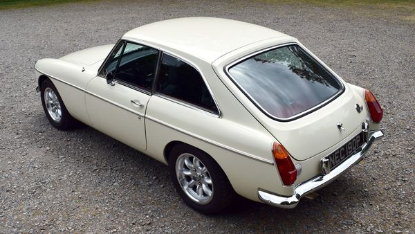 1976 MGB GTV8 For Sale (picture :index of 12)