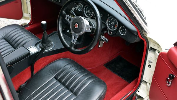 1976 MGB GTV8 For Sale (picture :index of 19)
