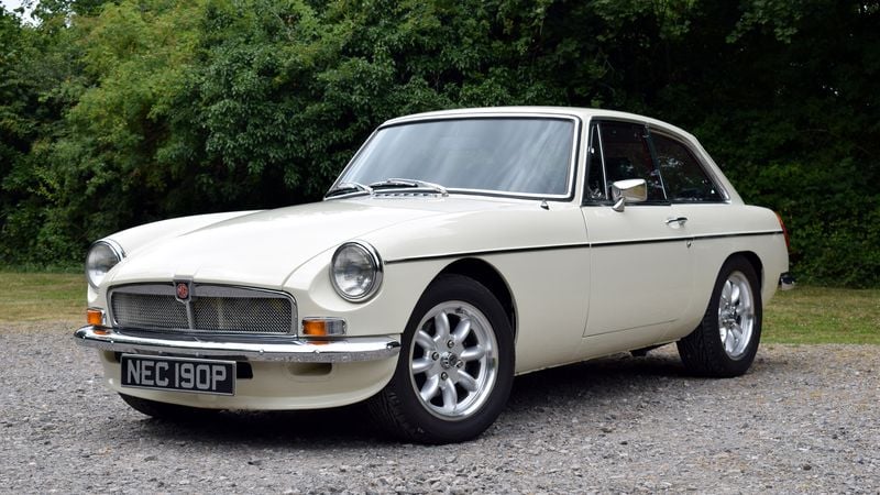 1976 MGB GTV8 For Sale (picture 1 of 104)