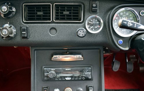 1976 MGB GTV8 zum Verkauf (Bild 24 von 103)