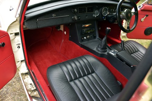 1976 MGB GTV8 zum Verkauf (Bild 34 von 103)