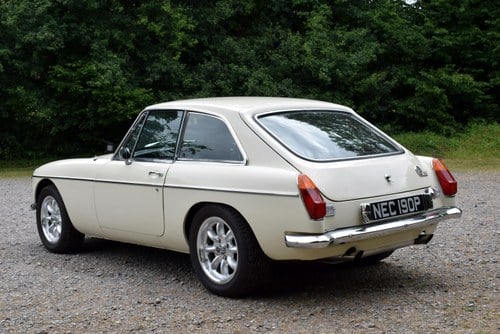 1976 MGB GTV8 zum Verkauf (Bild 5 von 103)