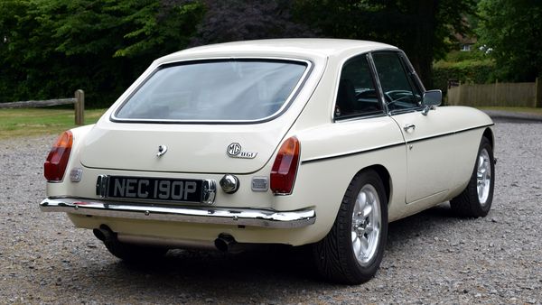 1976 MGB GTV8 For Sale (picture :index of 7)