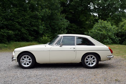 1976 MGB GTV8 zum Verkauf (Bild 4 von 103)