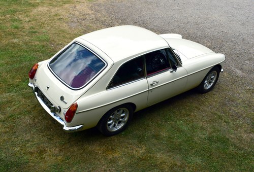 1976 MGB GTV8 zum Verkauf (Bild 13 von 103)