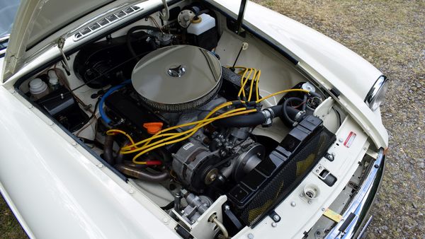 1976 MGB GTV8 For Sale (picture :index of 83)