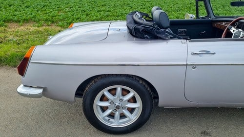 1976 MGB V8 Roadster In vendita (immagine 29 di 86)