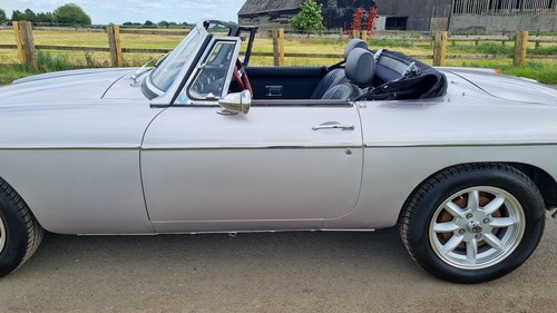 1976 MGB V8 Roadster In vendita (immagine 44 di 86)