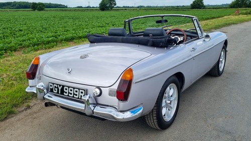 1976 MGB V8 Roadster In vendita (immagine 20 di 86)