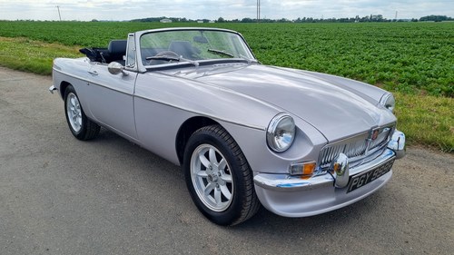 1976 MGB V8 Roadster In vendita (immagine 27 di 86)