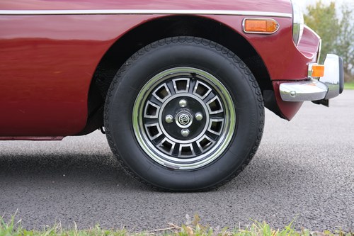 NO RESERVE - 1974 MGB GT V8 (ADO 75 development car) zum Verkauf (Bild 16 von 244)