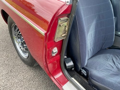 NO RESERVE - 1974 MGB GT V8 (ADO 75 development car) zum Verkauf (Bild 22 von 244)