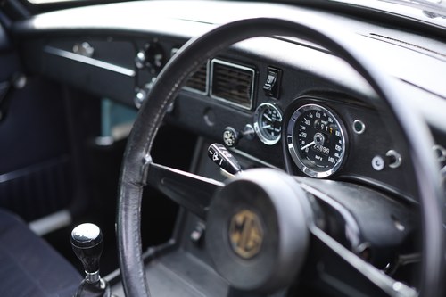 NO RESERVE - 1974 MGB GT V8 (ADO 75 development car) zum Verkauf (Bild 25 von 244)