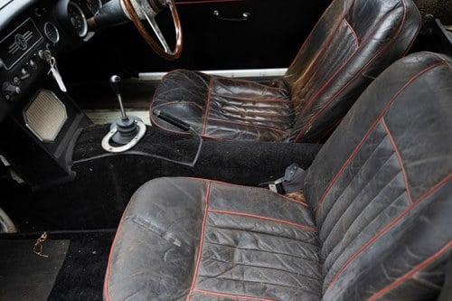NO RESERVE - 1966 MGB GT à vendre (picture 20 of 167)