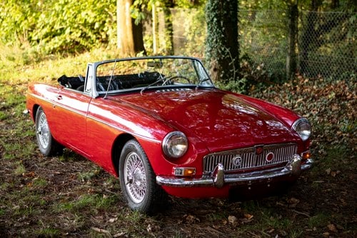 1965 MG MGB Roadster En venta (imagen 1 de 169)