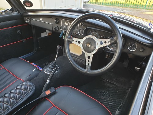 1968 MGB GT For Sale (picture 33 of 83)