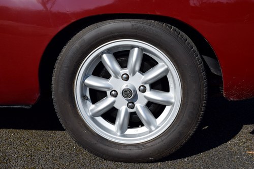 NO RESERVE - 1971 MGB GT For Sale (picture 16 of 79)