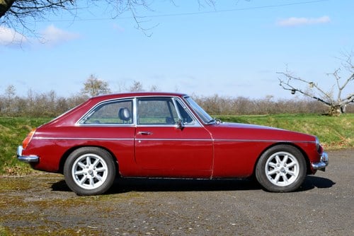 NO RESERVE - 1971 MGB GT For Sale (picture 6 of 79)