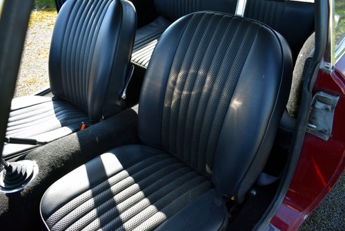 NO RESERVE - 1971 MGB GT For Sale (picture 28 of 79)