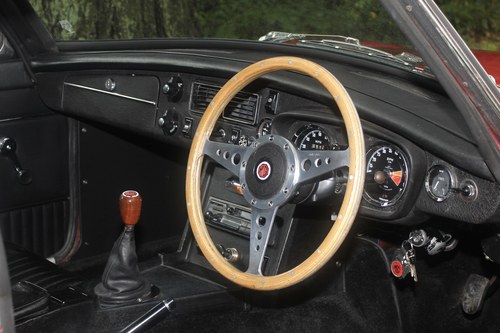 1974 MG B GT 1950cc MGB En venta (imagen 41 de 148)