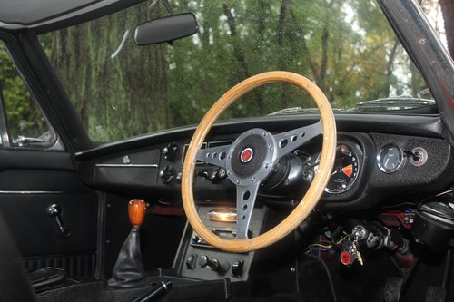 1974 MG B GT 1950cc MGB En venta (imagen 43 de 148)