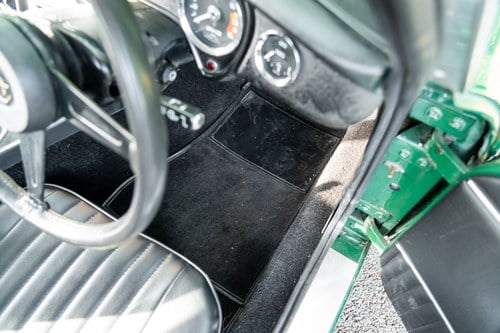 1975 MG B GT Jubilee Edition En venta (imagen 28 de 119)