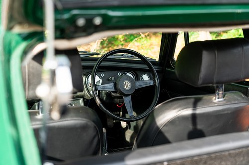 1975 MG B GT Jubilee Edition En venta (imagen 18 de 119)