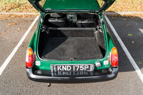 1975 MG B GT Jubilee Edition En venta (imagen 46 de 119)