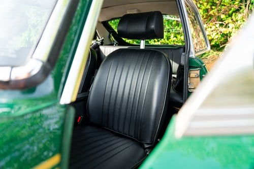 1975 MG B GT Jubilee Edition En venta (imagen 32 de 119)