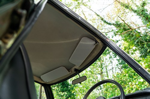 1975 MG B GT Jubilee Edition En venta (imagen 44 de 119)