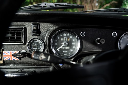 1975 MG B GT Jubilee Edition En venta (imagen 21 de 119)