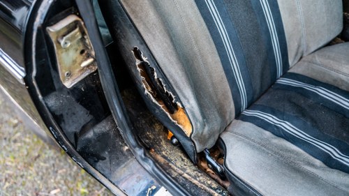 NO RESERVE - 1977 MGB GT In vendita (immagine 40 di 189)