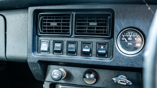 NO RESERVE - 1977 MGB GT In vendita (immagine 21 di 189)